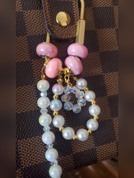 Accessories - 💐Sale 2/$30 - Pink Glass Bead and Pearl Carabiner Charm  - Gold Accents